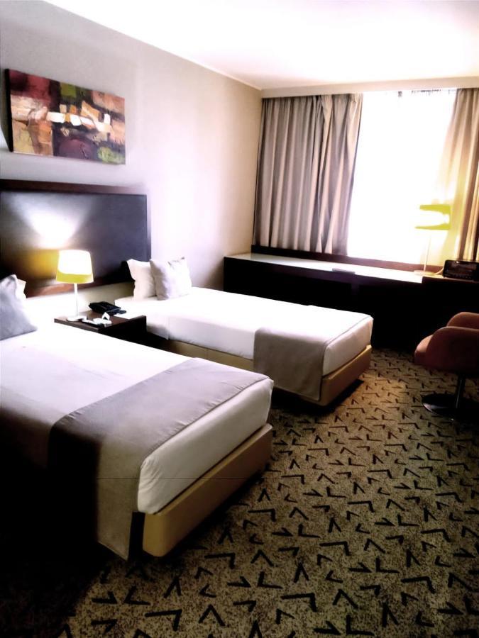 Skyna Hotel Луанда  Экстерьер фото