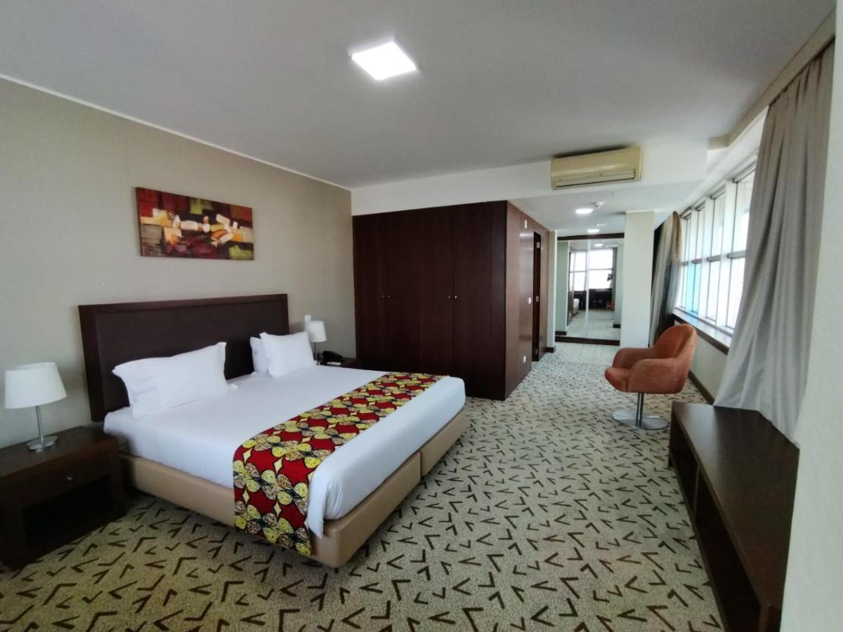 Skyna Hotel Луанда  Экстерьер фото